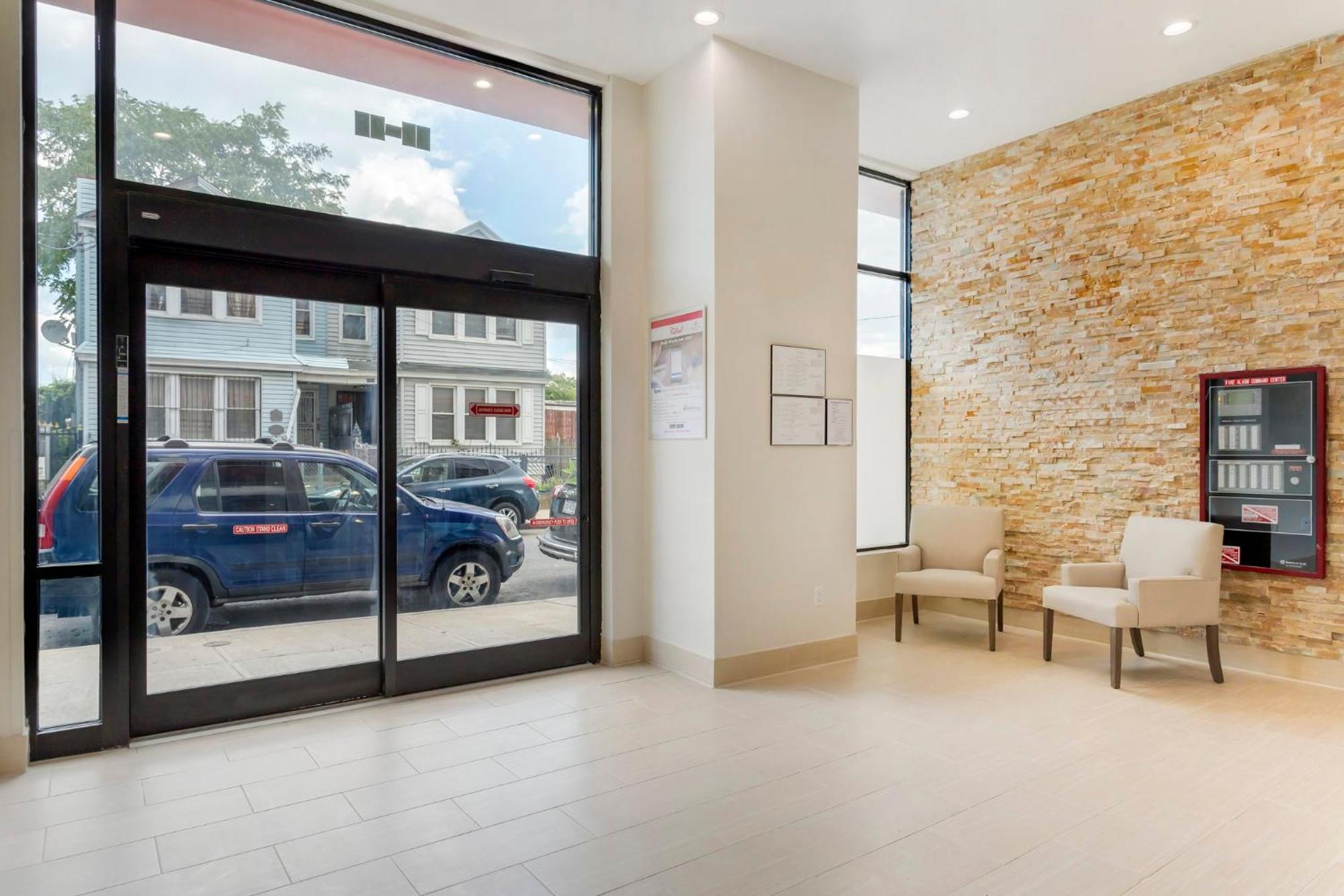 Red Roof Inn Plus Jamaica, Ny - Jfk Airport New York Ngoại thất bức ảnh