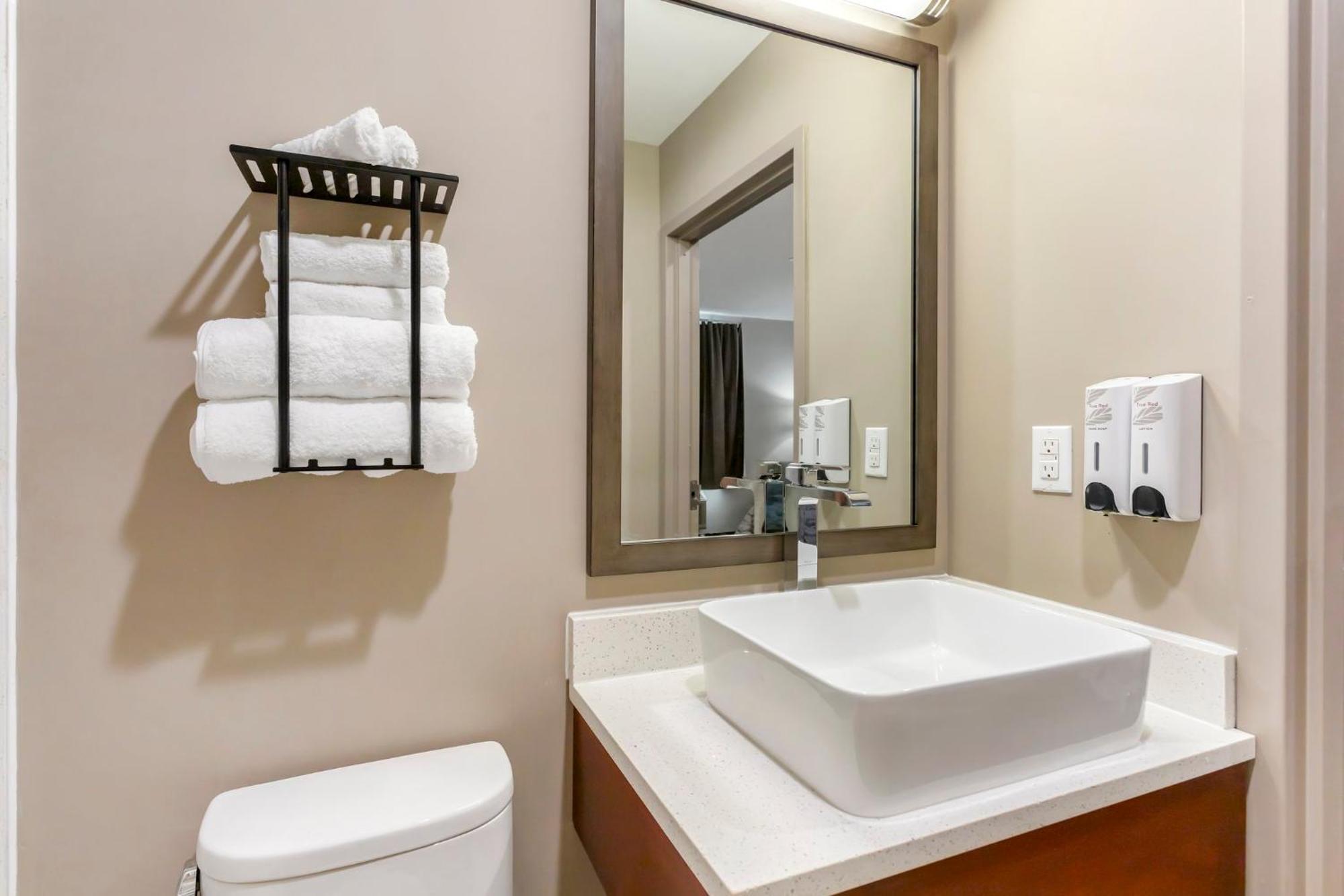 Red Roof Inn Plus Jamaica, Ny - Jfk Airport New York Ngoại thất bức ảnh
